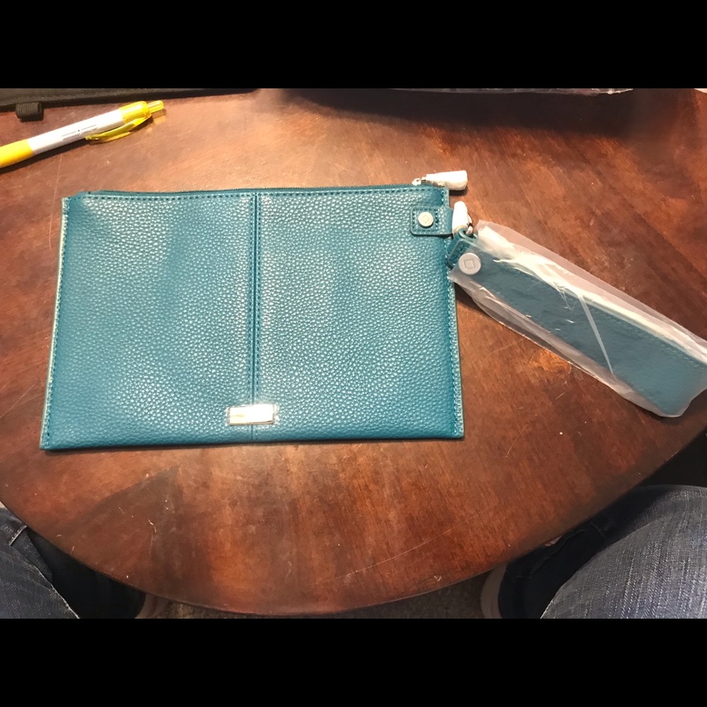 Via Noon clutch teal affair pebble